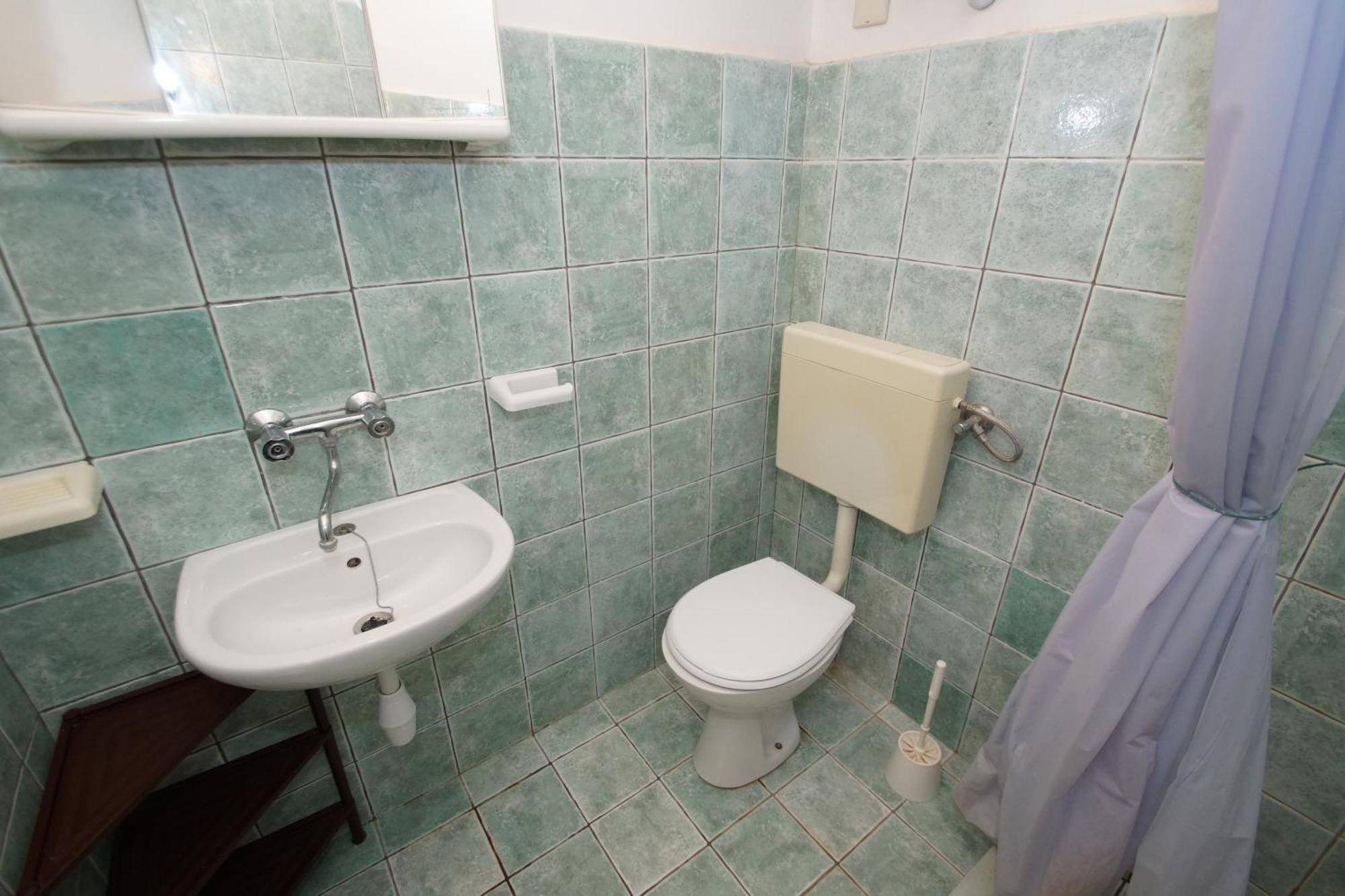 Apartments By The Sea Zavalatica, Korcula - 247 Номер фото